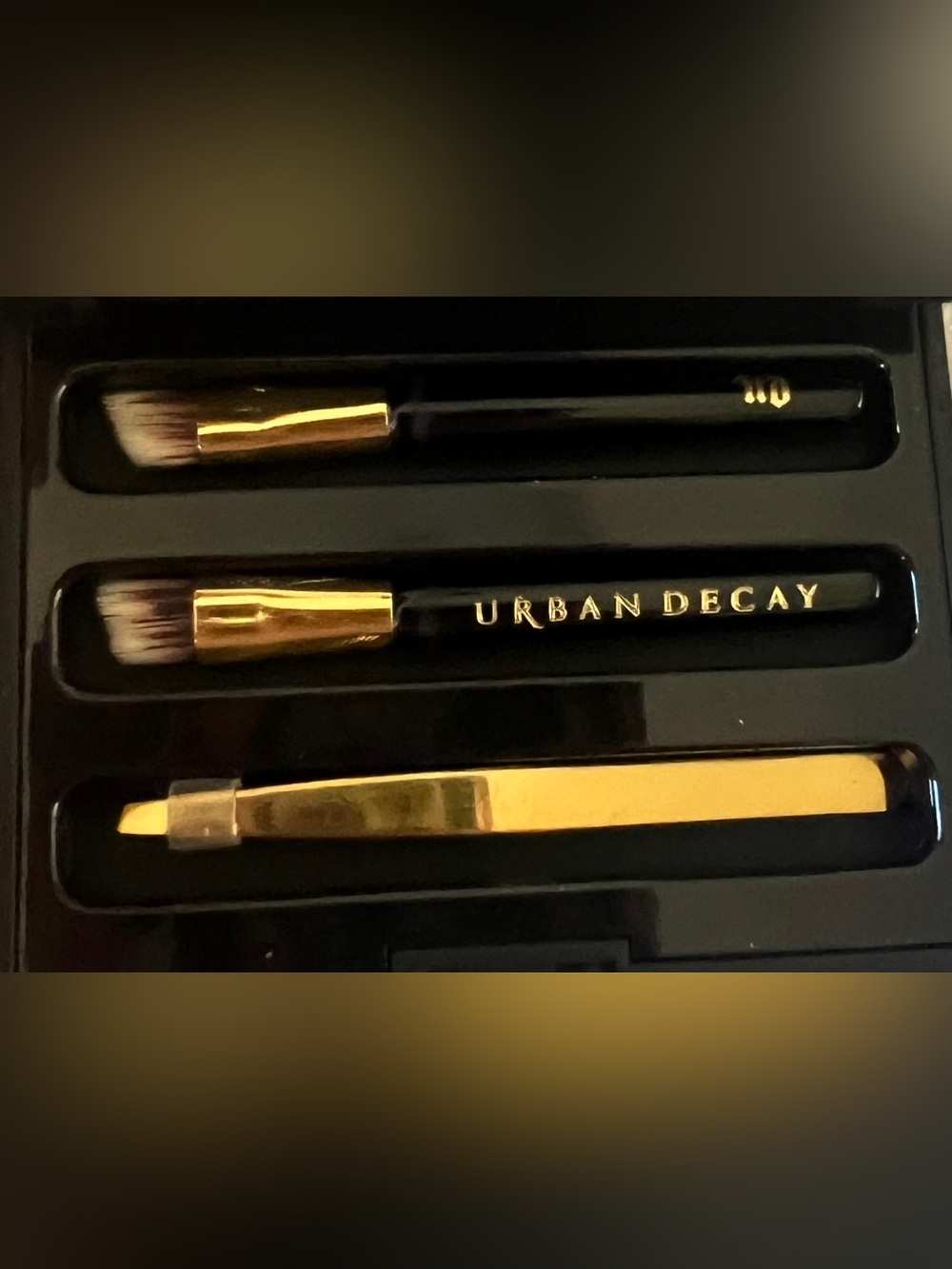 Urban Decay x Gwen Stefani Brow Box NWT - Picture 3 of 8